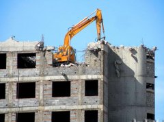 建筑拆除資質(zhì)取消后，現(xiàn)在拆除建筑還需要辦理什么資質(zhì)？